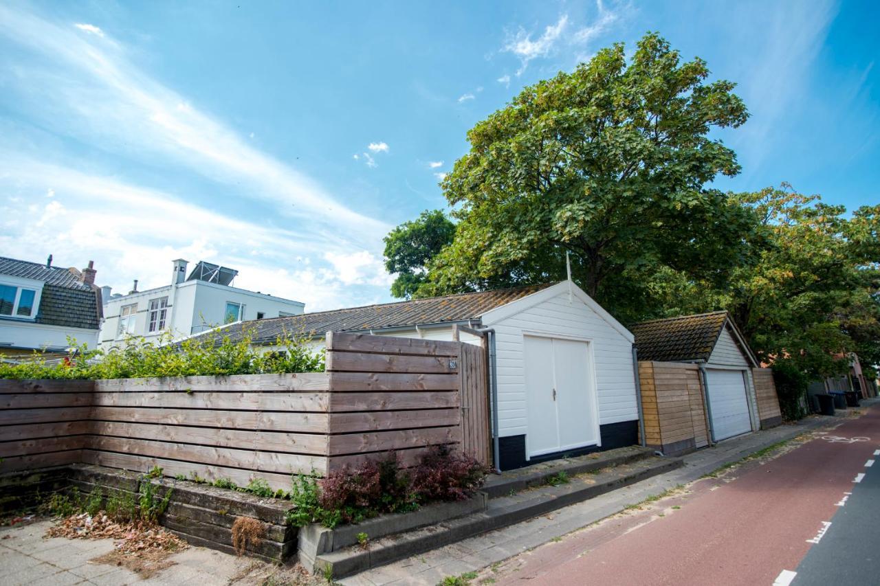 Therese Characteristic Garden Cottage 잔드보르트 외부 사진
