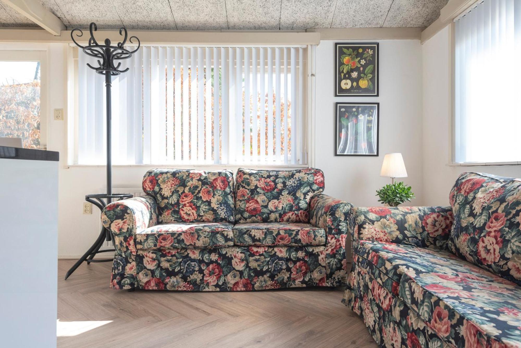 Therese Characteristic Garden Cottage 잔드보르트 외부 사진